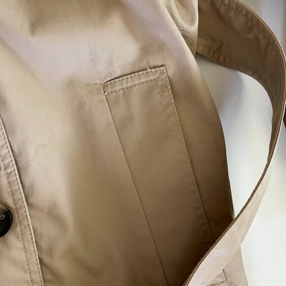 Double Breasted BeigeTrench Coat with Wide Collar - Picture 11 of 12